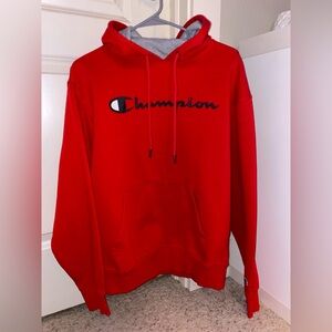 CHAMPION MEN’S RED HOODIE